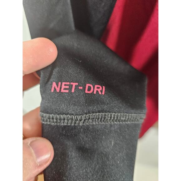 Cleveland Cavaliers Long Sleeve shirt maroon black Size Medium - Picture 4 of 7